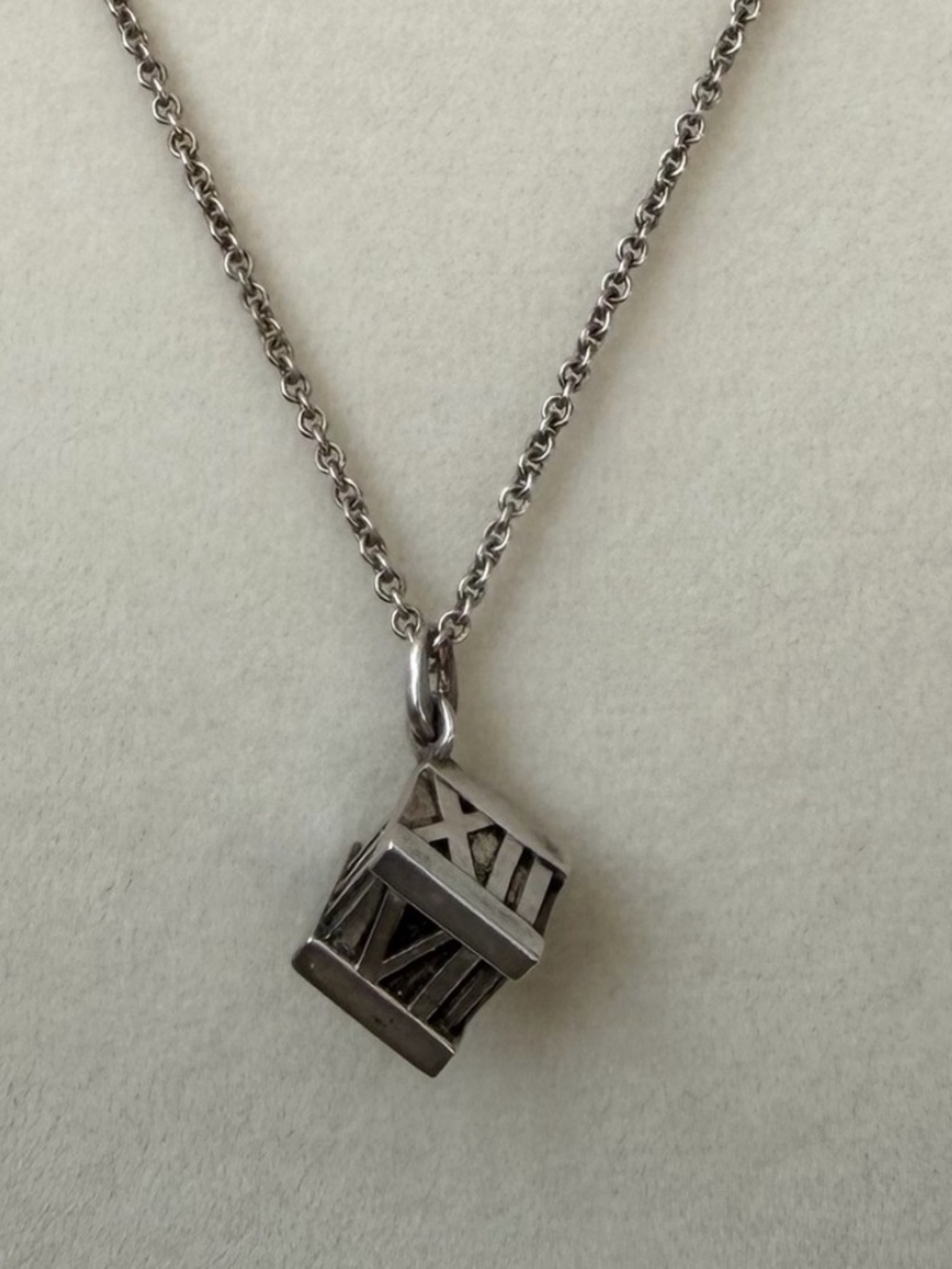 Vintage Tiffany & Co. 925 Silver Atlas Pendant Necklace in box and dustbag - Picture 5 of 9